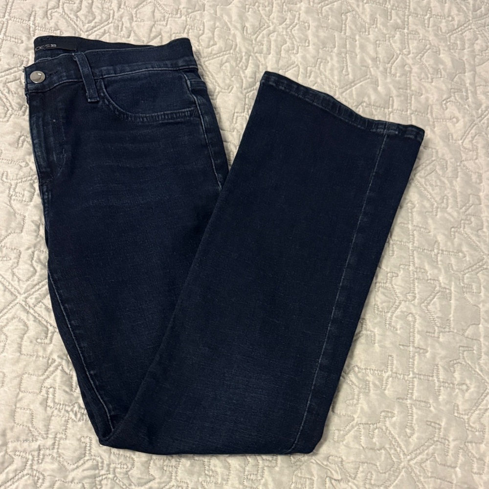 Joe's Jeans Women's Straight Leg in Classic, Mid Rise, Dark Wash